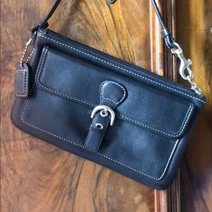 Coach leather wristlet - like new!